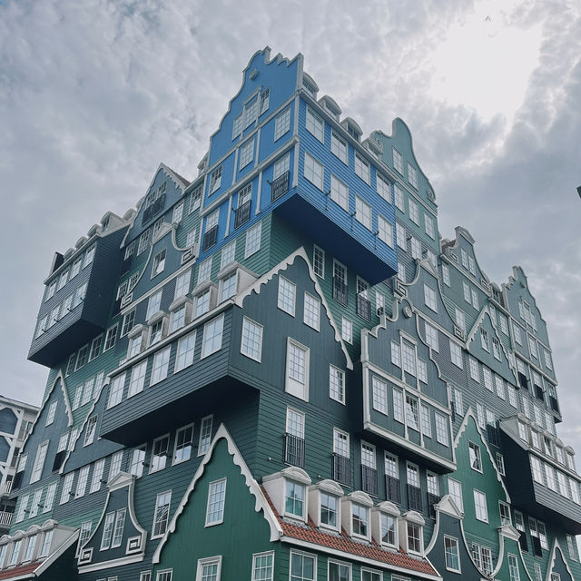 Zaandam’s Colorful Charm: A Dutch Fairytale