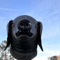 洛杉磯日落觀賞點：LACMA 的 Levitated Mass