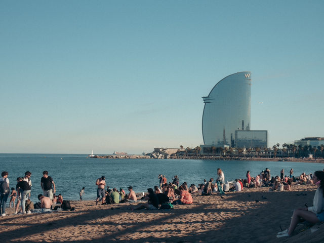 巴塞隆拿地標海灘 Barceloneta Beach