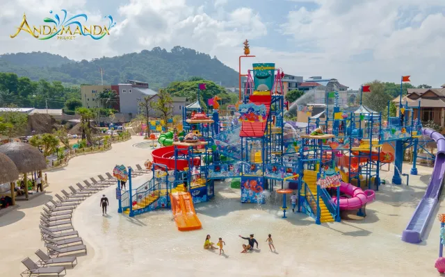 Andamanda Phuket Waterpark water activities