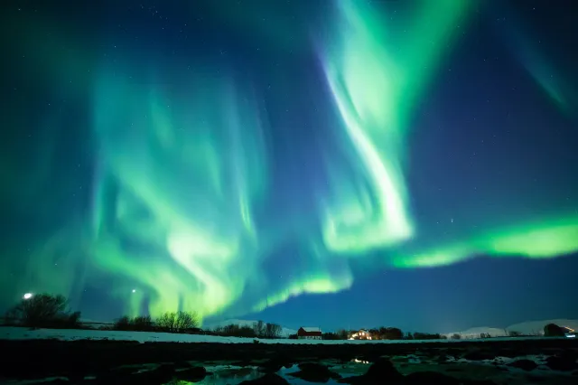 Global Guide to Viewing Auroras