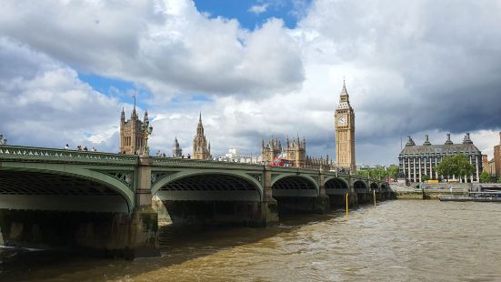 The Palace of Westminster, a U