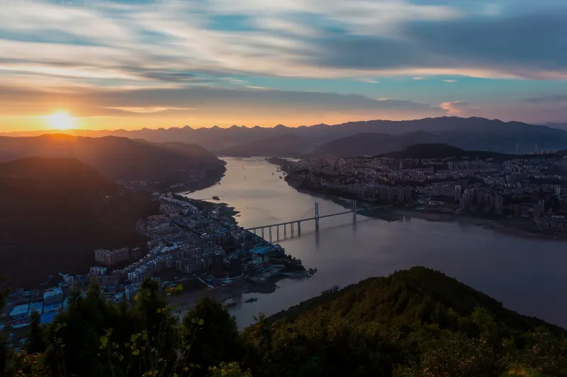 重慶雲陽三峽梯城眺望三峽風景