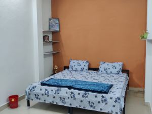 Krishnaalay Guest House