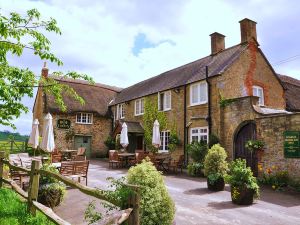 The Rose and Crown Inn Trent