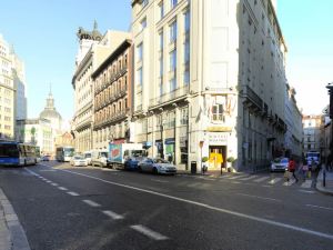 Quatro Puerta del Sol