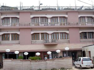 Hotel Saptarshi