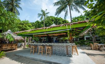 Phi Phi Island Cabana Hotel