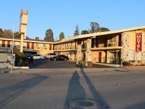 The Islander Motel Santa Cruz