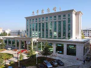 Pingliang Hotel