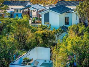 Tengchong Elegant Restaurant Courtyard