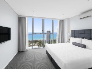 Meriton Suites Broadbeach