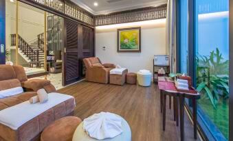 Melia Vinpearl Cam Ranh Beach Resort