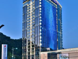 Mercure Yibin Port