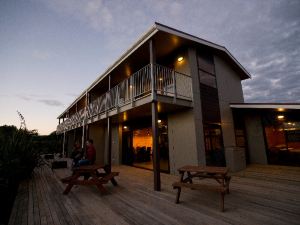 Greymouth Seaside Top 10 Holiday Park