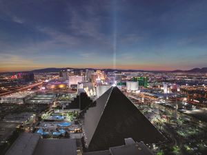 Luxor Hotel & Casino