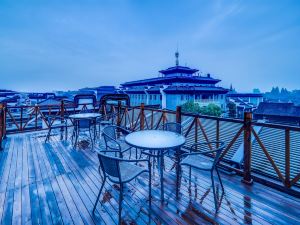 Wuzhen Flower House