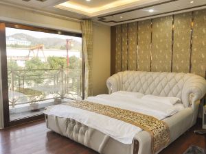 Chengde Yayuan Theme Hotel