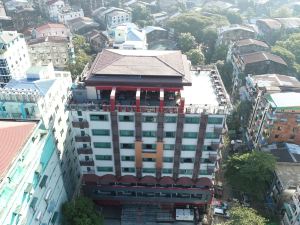 H Plus Hotel Yangon