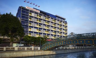 The Krungkasem Srikrung Hotel