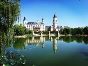 Tai Jia Chateau Holiday Hotel