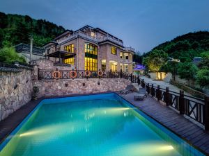 Huazhuyue·Moganshan Yunjipo Hot Spring Beauty Villa (Houwu Transfer Center Store)