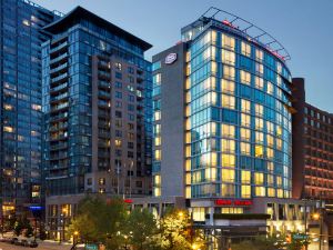 Hampton Inn & Suites, by Hilton - Vancouver Downtown