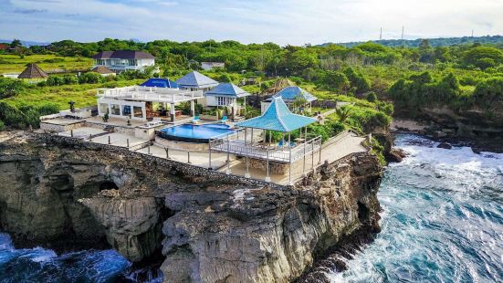 Cliff Park Lembongan