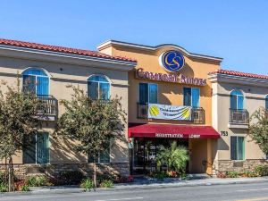 Comfort Suites Near City of Industry - Los Angeles