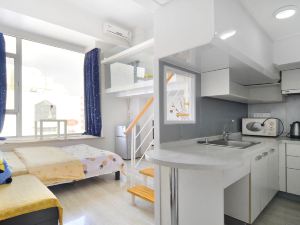 Shenyang Jinguan Duplex Apartment