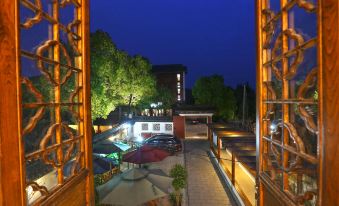 Jinglan wuzhenyuan Xiaoxiao courtyard B & B