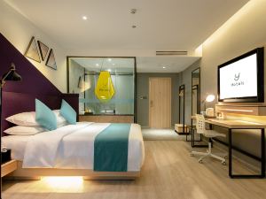 Y Hotel(Peizhou Pizhou Peach Blossom Island Branch)