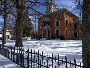 Rosemont Inn Bed & Breakfast