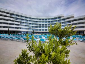 Riu Hotel Astoria