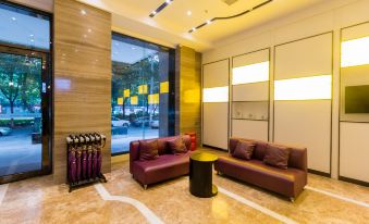 Lijia Hotel (Ganzhou Wanda Plaza JiuFang Shopping Center)