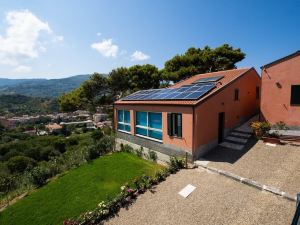 "Il Segreto" Vista Panoramica Sulle Isole Eolie Con Piscina, Palestra e WiFi