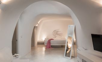 White Concept Caves - Adults Only