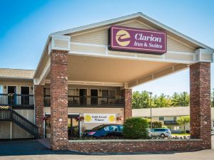 Clarion Inn & Suites at the Outlets of Lake George