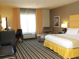 Holiday Inn Express Covington-Madisonville