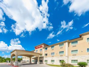 Ramada by Wyndham College Station