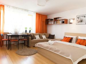 Warsawrent Apartamenty Centralna