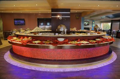 Restaurant Shayah Suites Photo