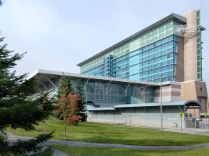 Fairmont Vancouver Airport in-Terminal Hotel