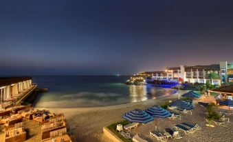 Dubai Marine Beach Resort & Spa