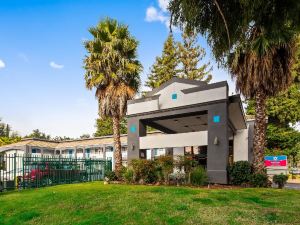 SureStay Plus Hotel by Best Western Sacramento North