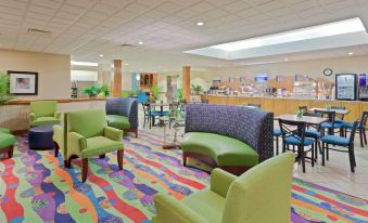 Holiday Inn Express & Suites Morehead City