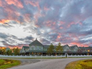 Cedar Meadows Resort & Spa, Ascend Hotel Collection