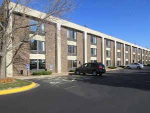 Holiday Inn Express & Suites Eden Prairie - Minneapolis