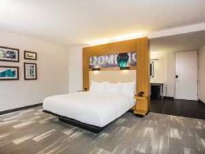 La Quinta Inn & Suites by Wyndham Winchester