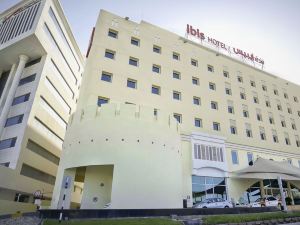 Ibis Muscat